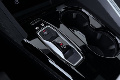 Audi Q5 2.0 TFSI e-hybrid Quattro S edition Competition | Panoramadak | 21 inch | Trekhaak