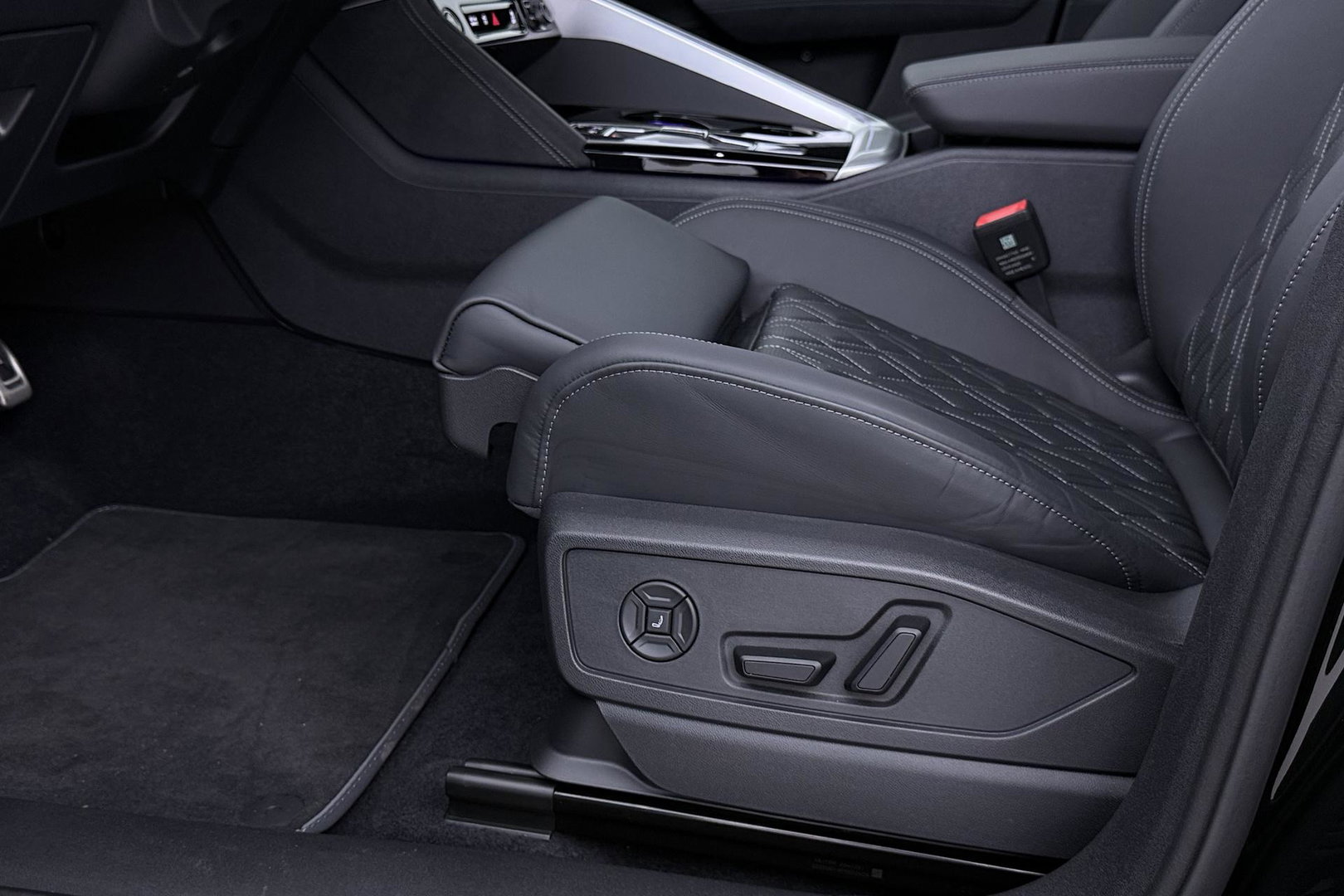 Audi Q5 2.0 TFSI e-hybrid Quattro S edition Competition | Panoramadak | 21 inch | Trekhaak
