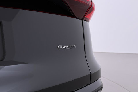 Audi Q5 2.0 TFSI e-hybrid Quattro S edition Competition | Panoramadak | 21 inch | Trekhaak