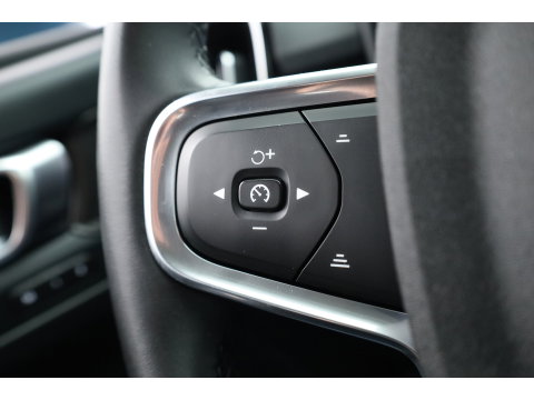 Volvo XC40 1.5 T5 Plug-in hybrid Plus Bright | Facelift | Vol Leder | Adaptieve Cruise | H&K Audio | Camera |