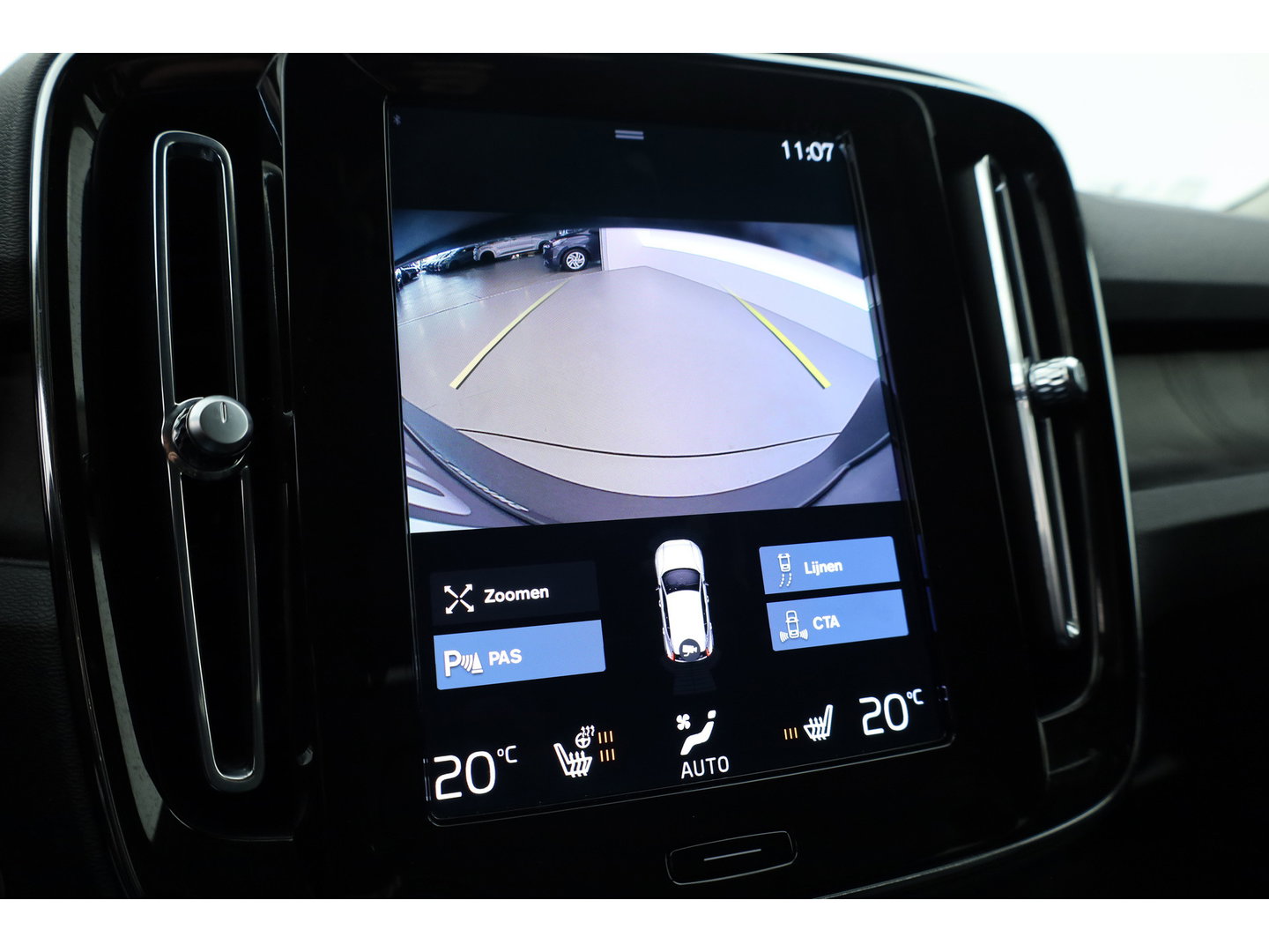 Volvo XC40 1.5 T5 Plug-in hybrid Plus Bright | Facelift | Vol Leder | Adaptieve Cruise | H&K Audio | Camera |