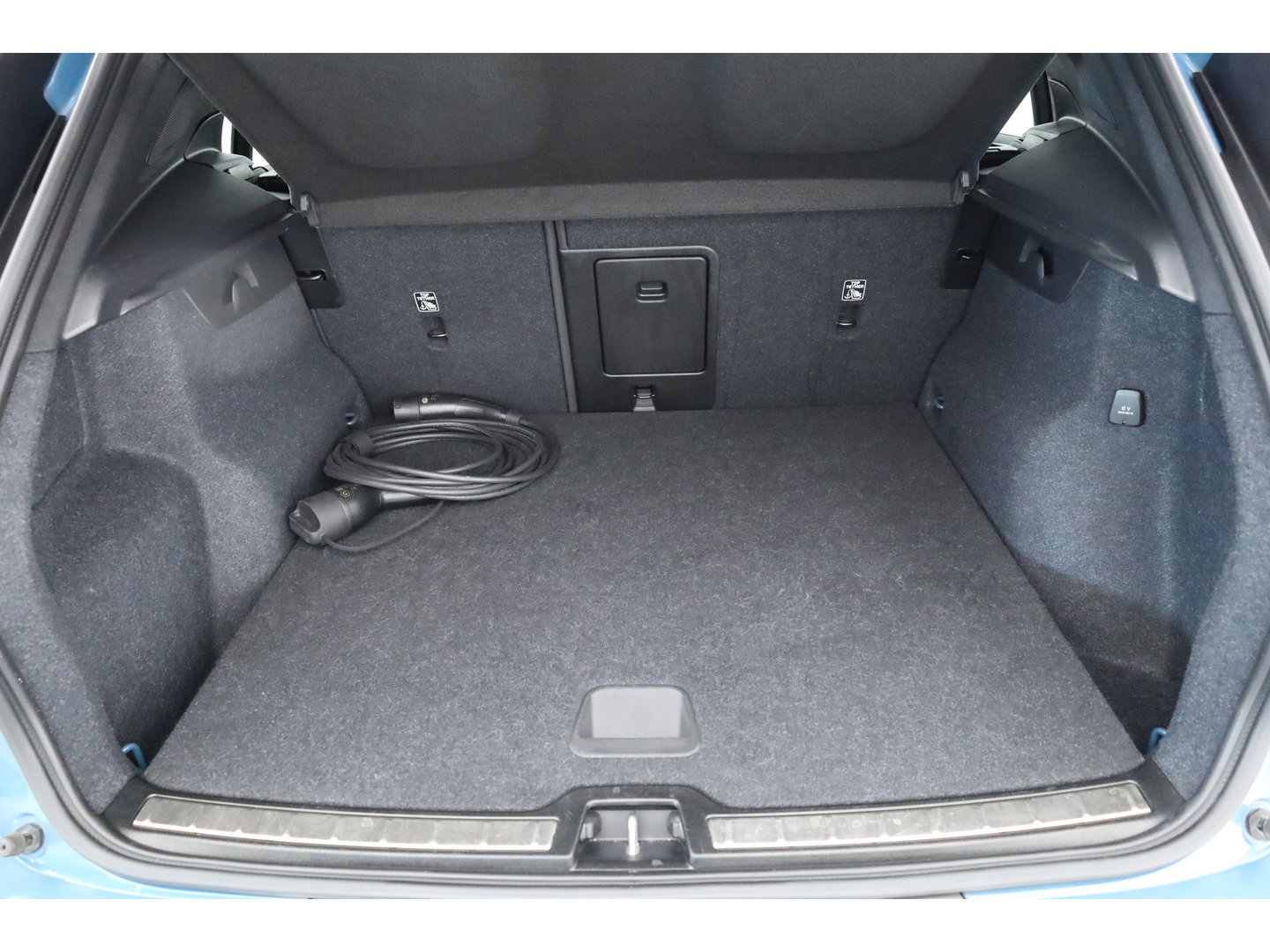 Volvo XC40 1.5 T5 Plug-in hybrid Plus Bright | Facelift | Vol Leder | Adaptieve Cruise | H&K Audio | Camera |