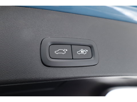 Volvo XC40 1.5 T5 Plug-in hybrid Plus Bright | Facelift | Vol Leder | Adaptieve Cruise | H&K Audio | Camera |