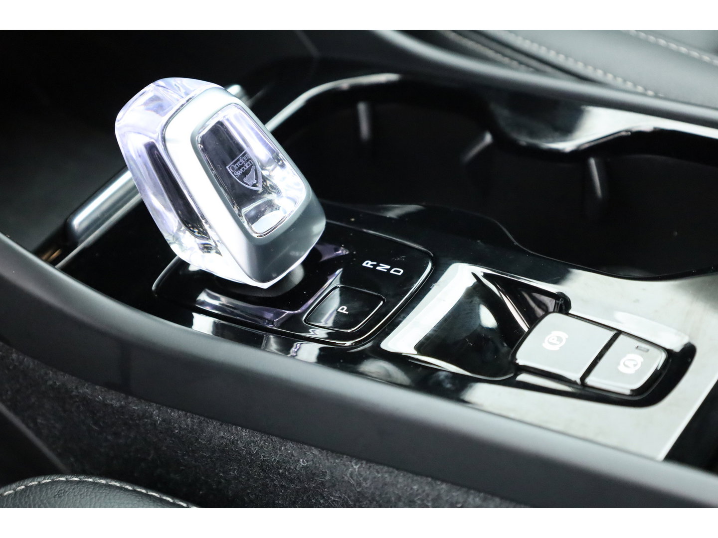 Volvo XC40 1.5 T5 Plug-in hybrid Plus Bright | Facelift | Vol Leder | Adaptieve Cruise | H&K Audio | Camera |