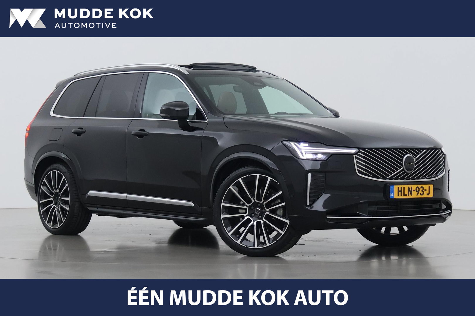 Volvo XC90 T8 Ultra Bright | Luchtvering | Bowers&Wilkins | Panoramadak | Trekhaak | 360° Camera | Massage | Head-Up | 22 Inch