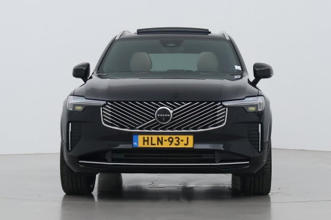 Volvo XC90 T8 Ultra Bright | Luchtvering | Bowers&Wilkins | Panoramadak | Trekhaak | 360° Camera | Massage | Head-Up | 22 Inch