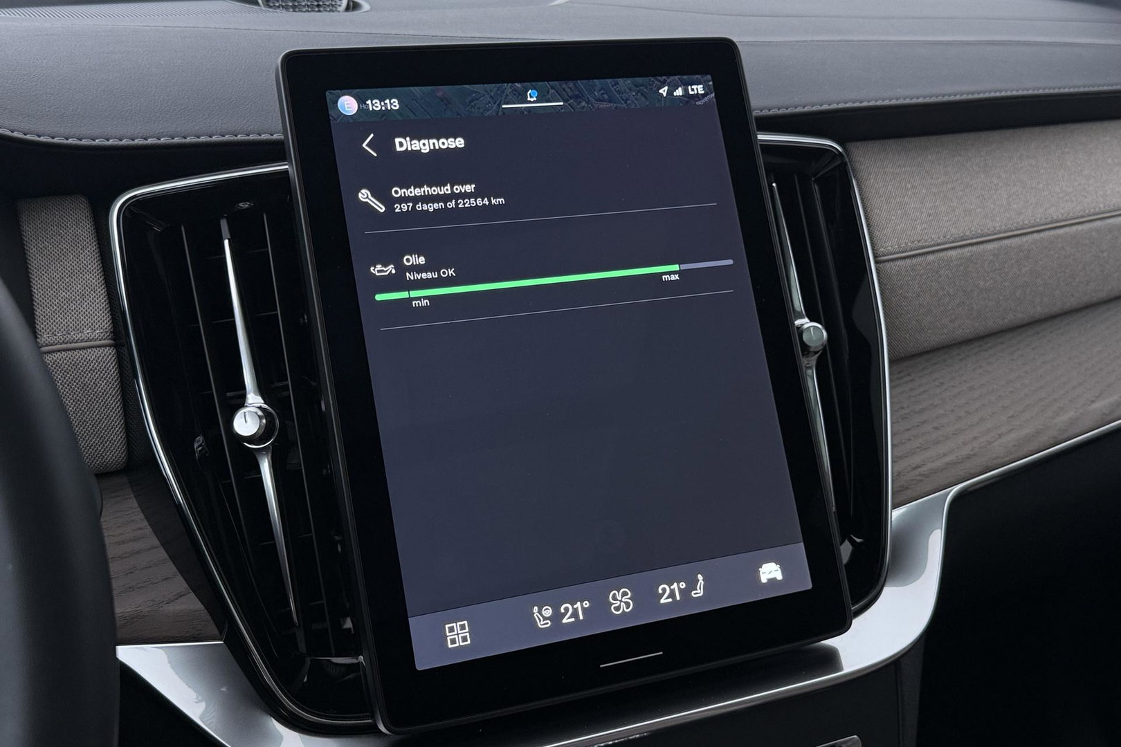 Volvo XC90 T8 Ultra Bright | Luchtvering | Bowers&Wilkins | Panoramadak | Trekhaak | 360° Camera | Massage | Head-Up | 22 Inch