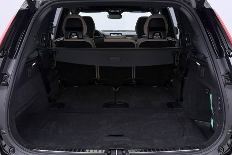 Volvo XC90 T8 Ultra Bright | Luchtvering | Bowers&Wilkins | Panoramadak | Trekhaak | 360° Camera | Massage | Head-Up | 22 Inch