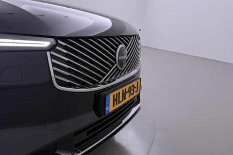 Volvo XC90 T8 Ultra Bright | Luchtvering | Bowers&Wilkins | Panoramadak | Trekhaak | 360° Camera | Massage | Head-Up | 22 Inch