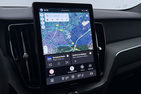 Volvo XC60 T6 Plus Black Edition | Harman/Kardon | Pilot Assist | Panoramadak | 360° Camera | Head-Up | Stoel+Stuurverwarming | 21 Inch