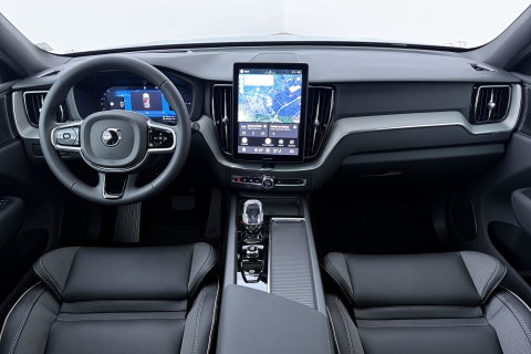 Volvo XC60 T6 Plus Black Edition | Harman/Kardon | Pilot Assist | Panoramadak | 360° Camera | Head-Up | Stoel+Stuurverwarming | 21 Inch