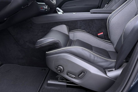 Volvo XC60 T6 Plus Black Edition | Harman/Kardon | Pilot Assist | Panoramadak | 360° Camera | Head-Up | Stoel+Stuurverwarming | 21 Inch