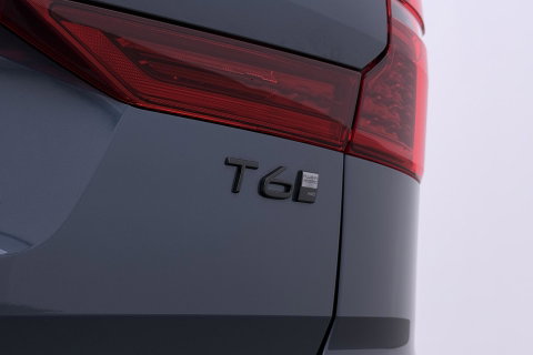 Volvo XC60 T6 Plus Black Edition | Harman/Kardon | Pilot Assist | Panoramadak | 360° Camera | Head-Up | Stoel+Stuurverwarming | 21 Inch