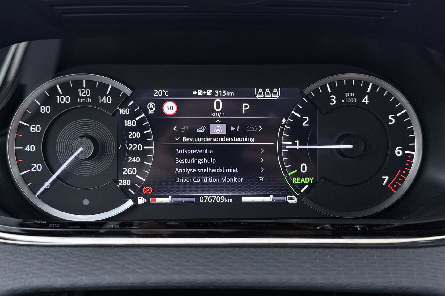 Land Rover Range Rover Evoque P300e R-Dynamic S | Panoramadak | Meridian | Stoel+Stuurverwarming | 20 Inch