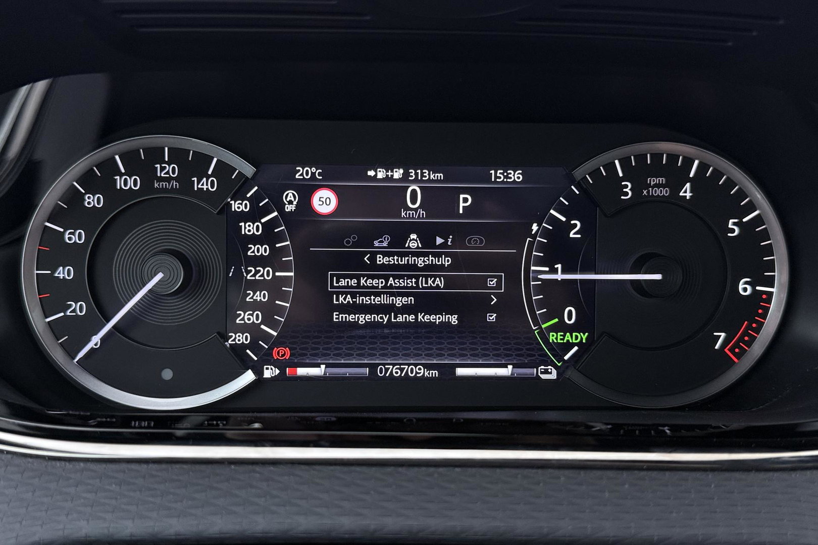 Land Rover Range Rover Evoque P300e R-Dynamic S | Panoramadak | Meridian | Stoel+Stuurverwarming | 20 Inch