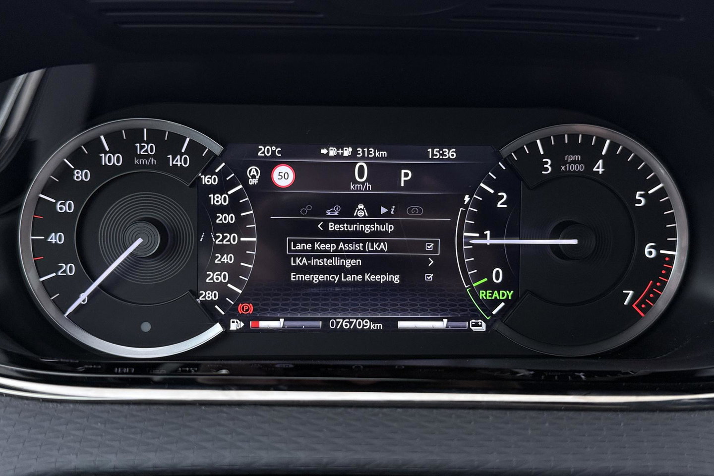 Land Rover Range Rover Evoque P300e R-Dynamic S | Panoramadak | Meridian | Stoel+Stuurverwarming | 20 Inch