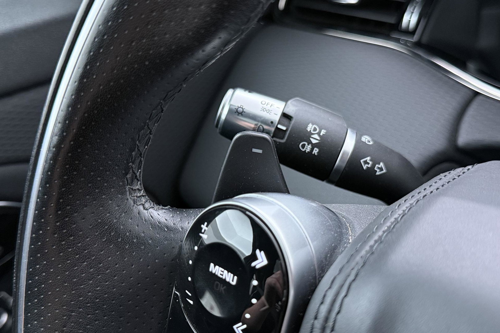Land Rover Range Rover Evoque P300e R-Dynamic S | Panoramadak | Meridian | Stoel+Stuurverwarming | 20 Inch
