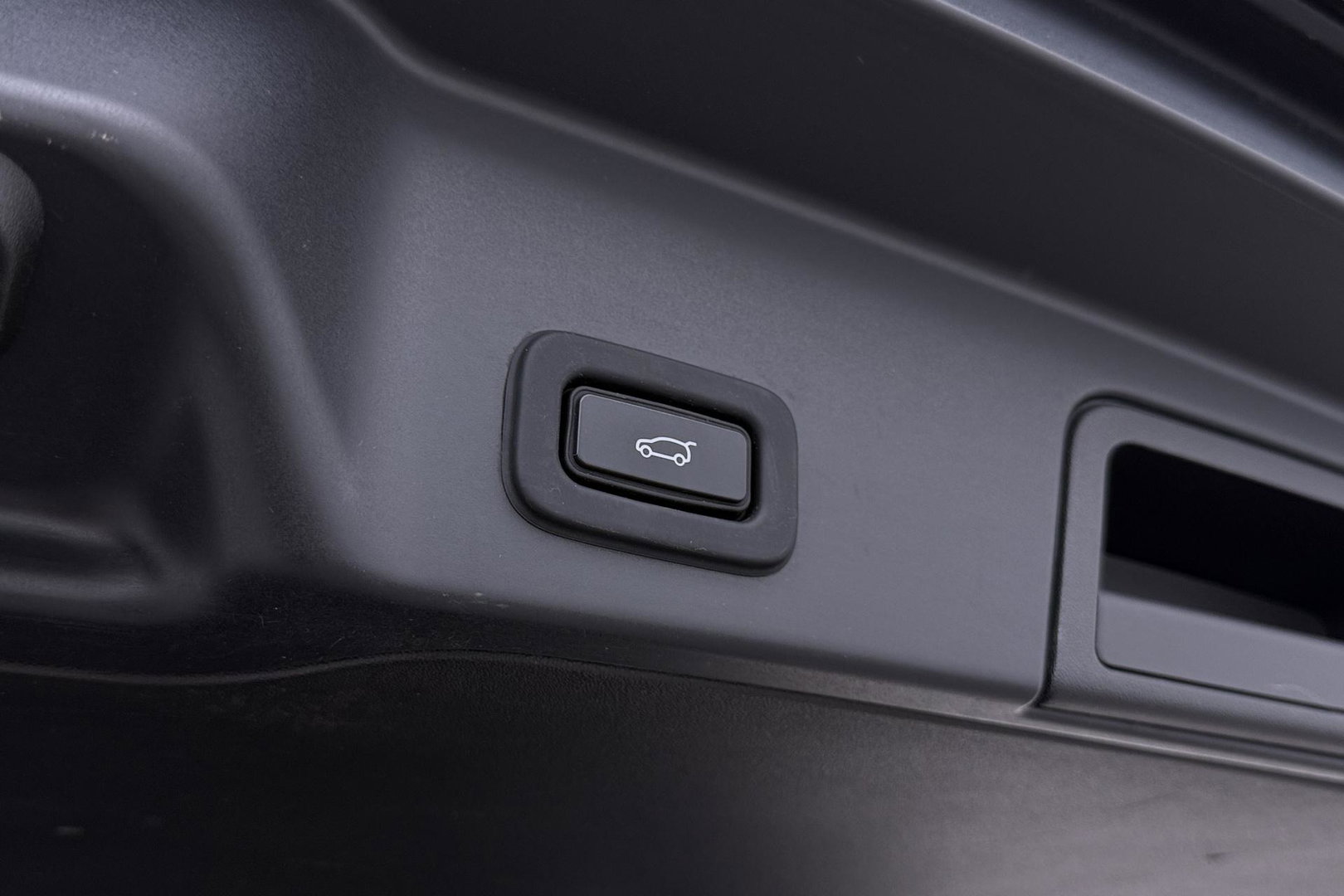 Land Rover Range Rover Evoque P300e R-Dynamic S | Panoramadak | Meridian | Stoel+Stuurverwarming | 20 Inch