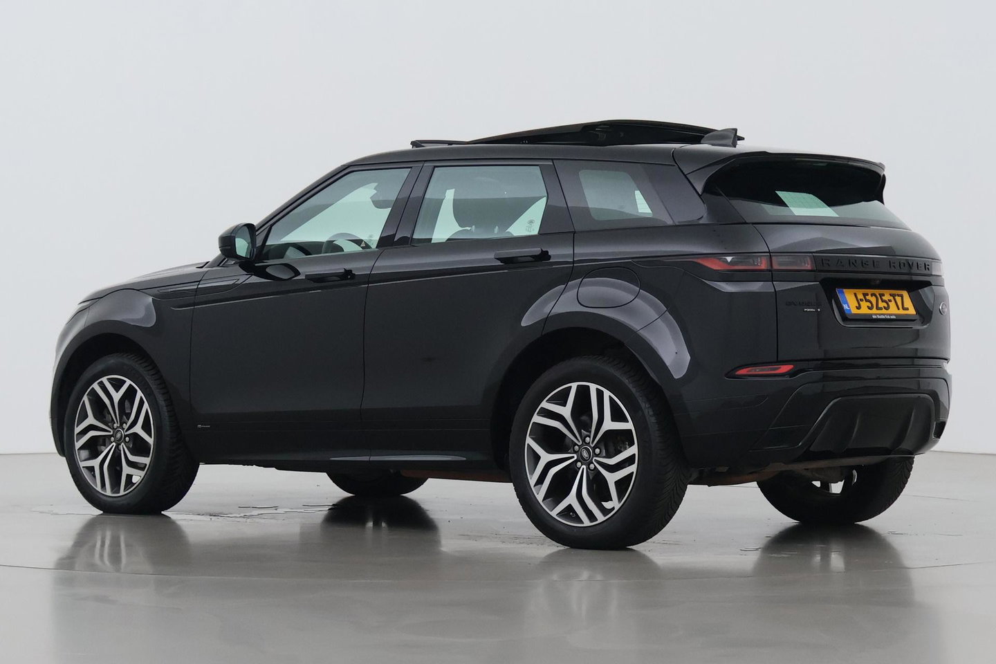 Land Rover Range Rover Evoque P300e R-Dynamic S | Panoramadak | Meridian | Stoel+Stuurverwarming | 20 Inch