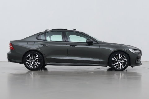 Volvo S60 T8 R-Design | Harman/Kardon | Panoramadak | Trekhaak | 360° Camera | Massage | Head-Up | ACC
