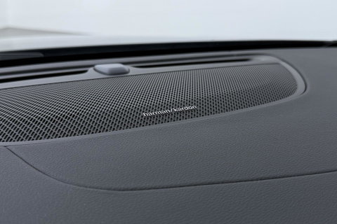Volvo S60 T8 R-Design | Harman/Kardon | Panoramadak | Trekhaak | 360° Camera | Massage | Head-Up | ACC