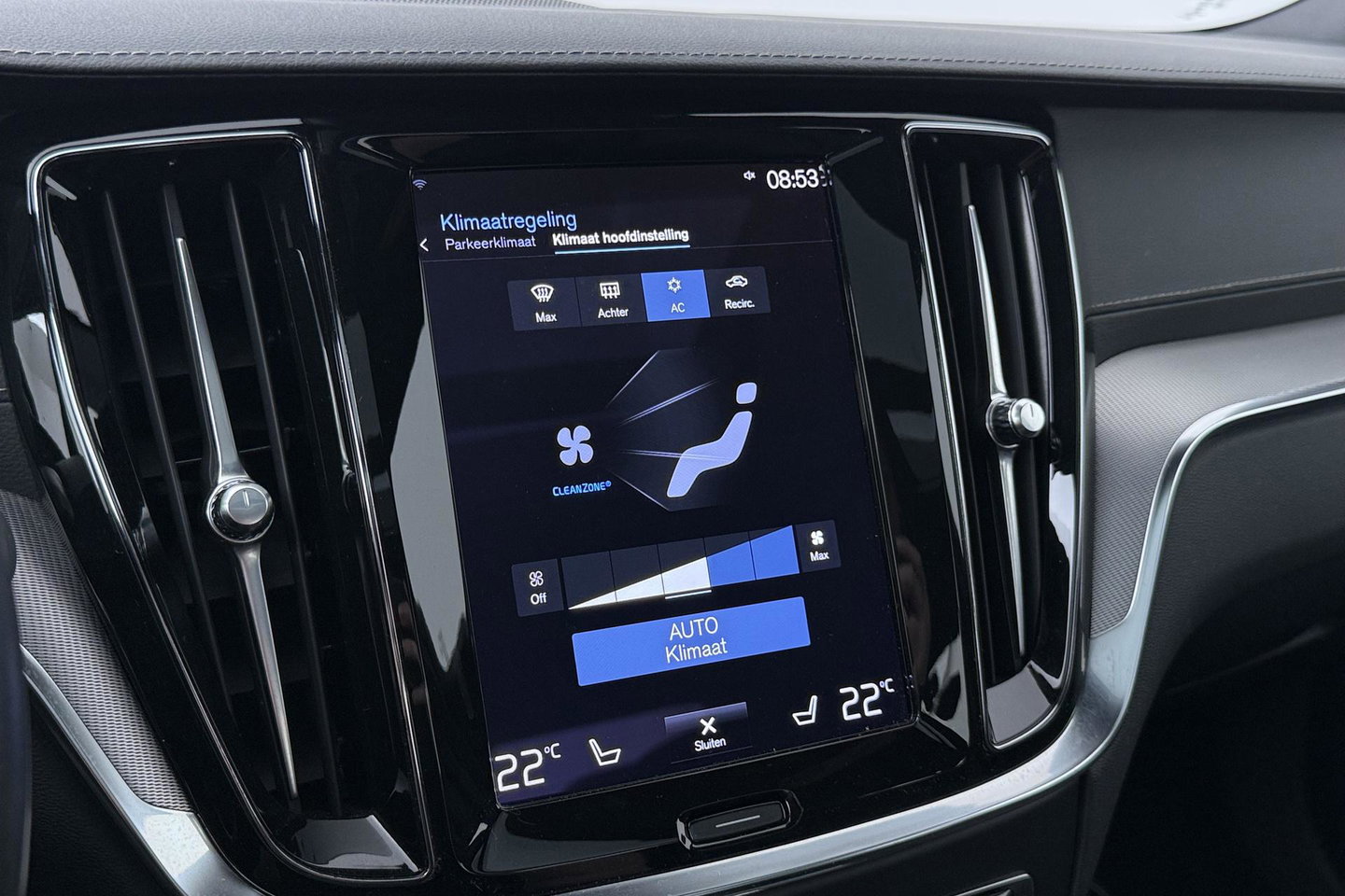 Volvo S60 T8 R-Design | Harman/Kardon | Panoramadak | Trekhaak | 360° Camera | Massage | Head-Up | ACC