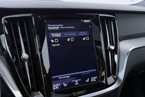 Volvo S60 T8 R-Design | Harman/Kardon | Panoramadak | Trekhaak | 360° Camera | Massage | Head-Up | ACC