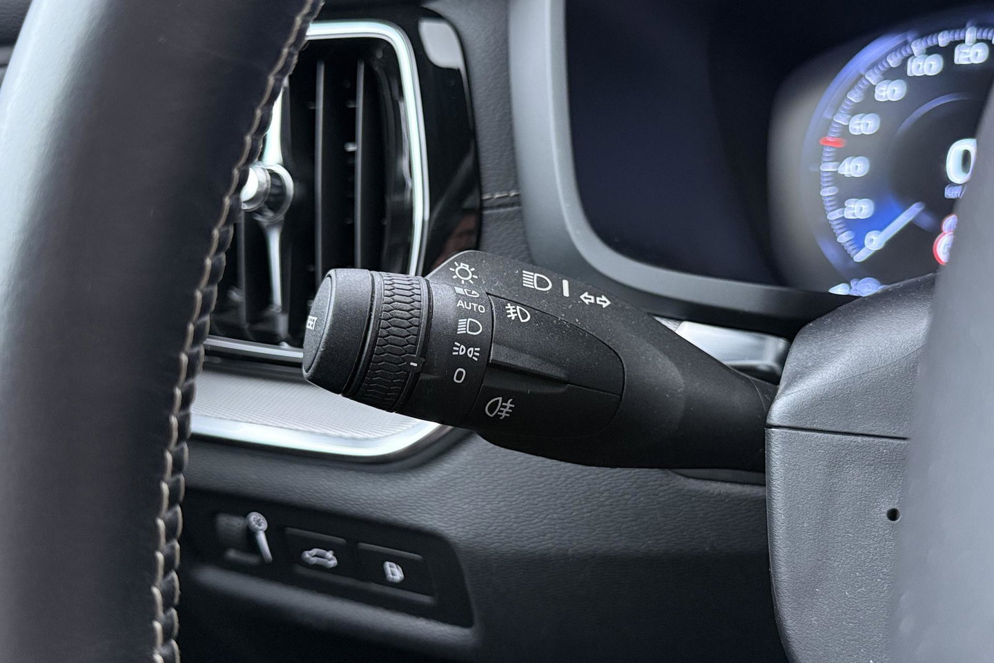 Volvo S60 T8 R-Design | Harman/Kardon | Panoramadak | Trekhaak | 360° Camera | Massage | Head-Up | ACC