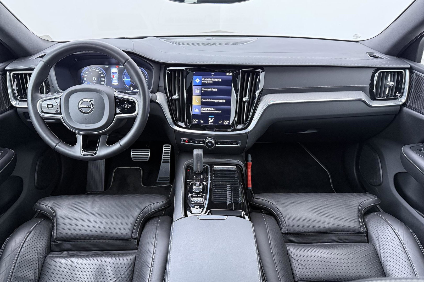 Volvo S60 T8 R-Design | Harman/Kardon | Panoramadak | Trekhaak | 360° Camera | Massage | Head-Up | ACC