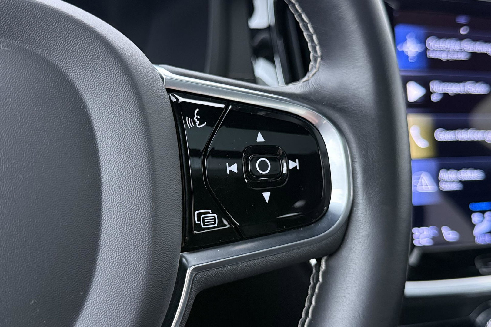 Volvo S60 T8 R-Design | Harman/Kardon | Panoramadak | Trekhaak | 360° Camera | Massage | Head-Up | ACC