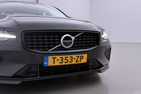 Volvo S60 T8 R-Design | Harman/Kardon | Panoramadak | Trekhaak | 360° Camera | Massage | Head-Up | ACC