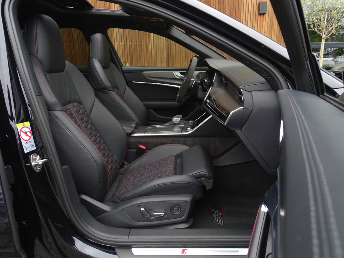 Audi RS6 V8T 601PK Quattro / Ceramic / B&O / carbon / Laser / ABT