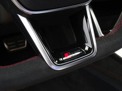 Audi RS6 V8T 601PK Quattro / Ceramic / B&O / carbon / Laser / ABT