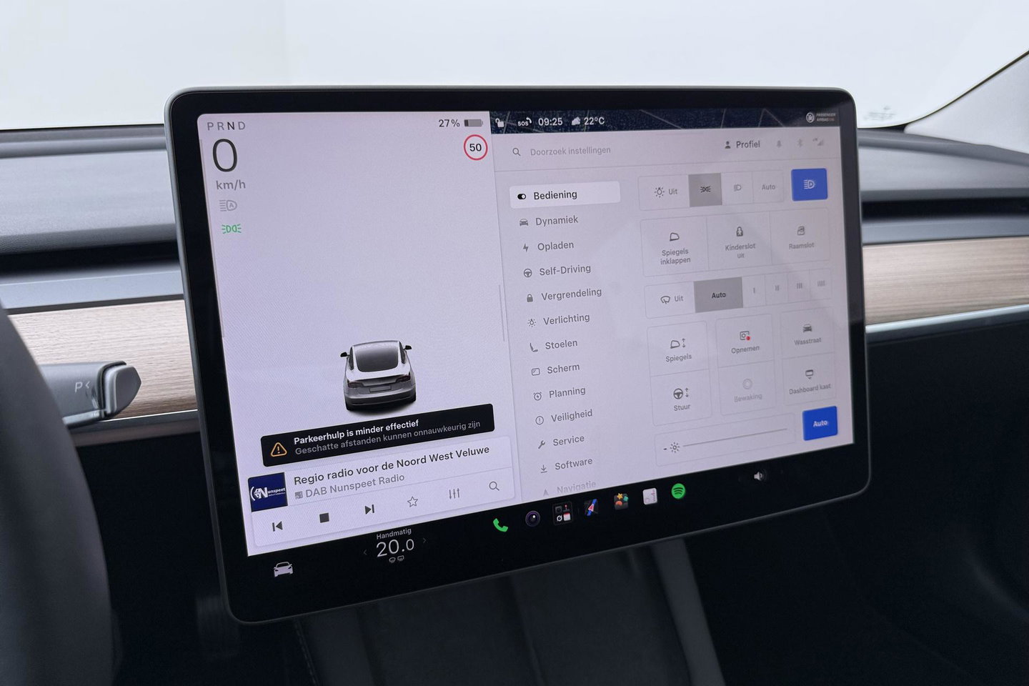 Tesla Model 3 Standard RWD Plus 60 kWh | Panoramadak | Warmtepomp | Autopilot | Stoel+Stuurverwarming | ACC