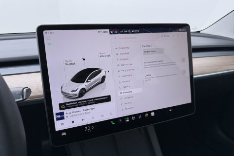 Tesla Model 3 Standard RWD Plus 60 kWh | Panoramadak | Warmtepomp | Autopilot | Stoel+Stuurverwarming | ACC