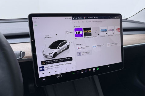 Tesla Model 3 Standard RWD Plus 60 kWh | Panoramadak | Warmtepomp | Autopilot | Stoel+Stuurverwarming | ACC
