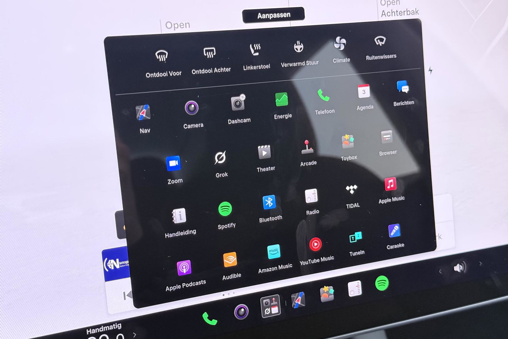 Tesla Model 3 Standard RWD Plus 60 kWh | Panoramadak | Warmtepomp | Autopilot | Stoel+Stuurverwarming | ACC