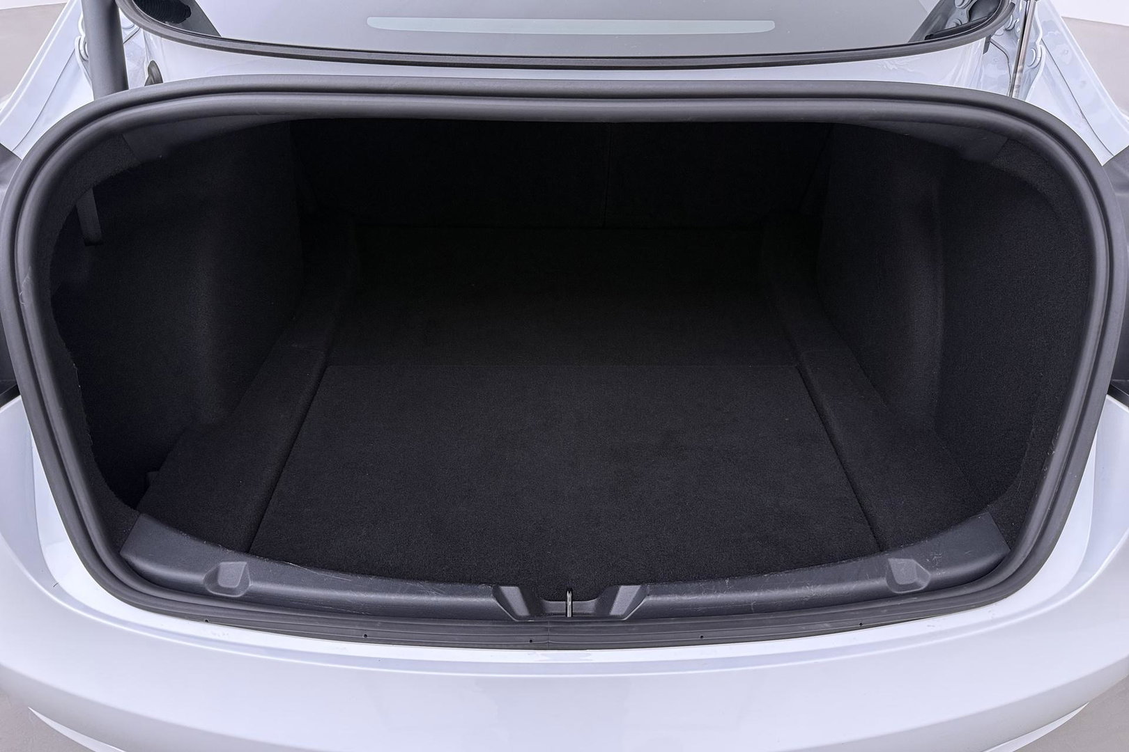 Tesla Model 3 Standard RWD Plus 60 kWh | Panoramadak | Warmtepomp | Autopilot | Stoel+Stuurverwarming | ACC