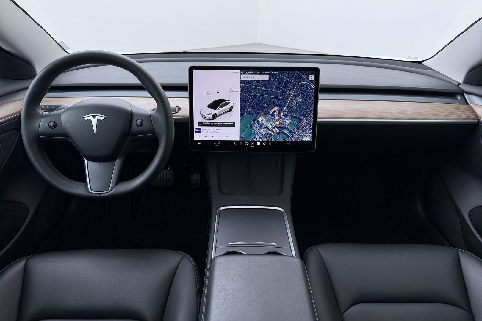 Tesla Model 3 Standard RWD Plus 60 kWh | Panoramadak | Warmtepomp | Autopilot | Stoel+Stuurverwarming | ACC