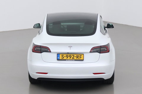 Tesla Model 3 Standard RWD Plus 60 kWh | Panoramadak | Warmtepomp | Autopilot | Stoel+Stuurverwarming | ACC