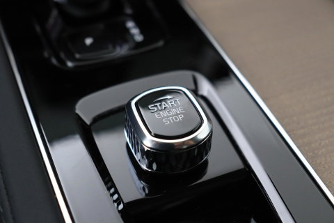 Volvo XC90 T8 Ultra Bright | Harman/Kardon | Panoramadak | Trekhaak | 360° Camera | Head-Up | ACC | 21 Inch