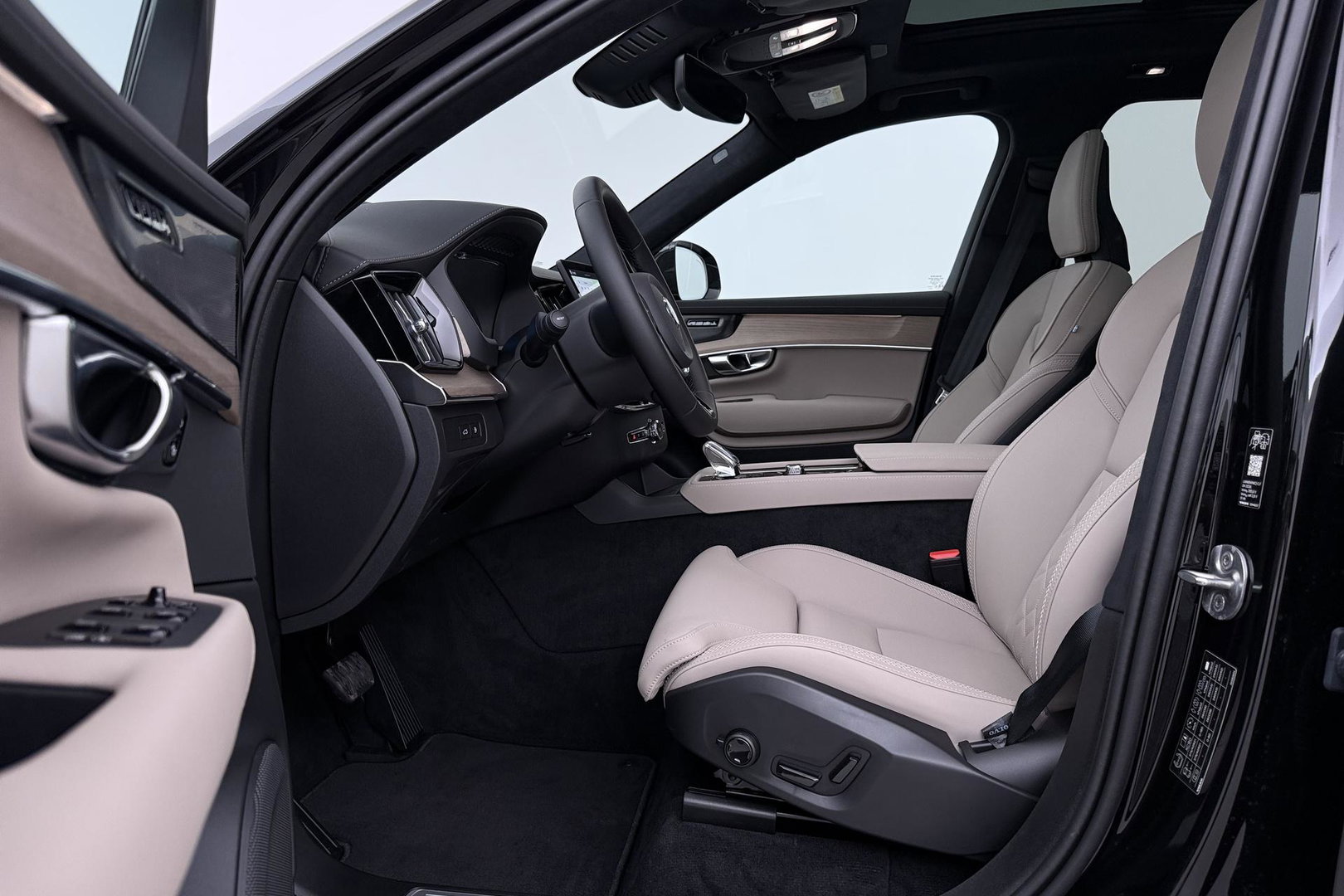 Volvo XC90 T8 Ultra Bright | Harman/Kardon | Trekhaak | Panoramadak | 360° Camera | Head-Up | ACC | 21 inch
