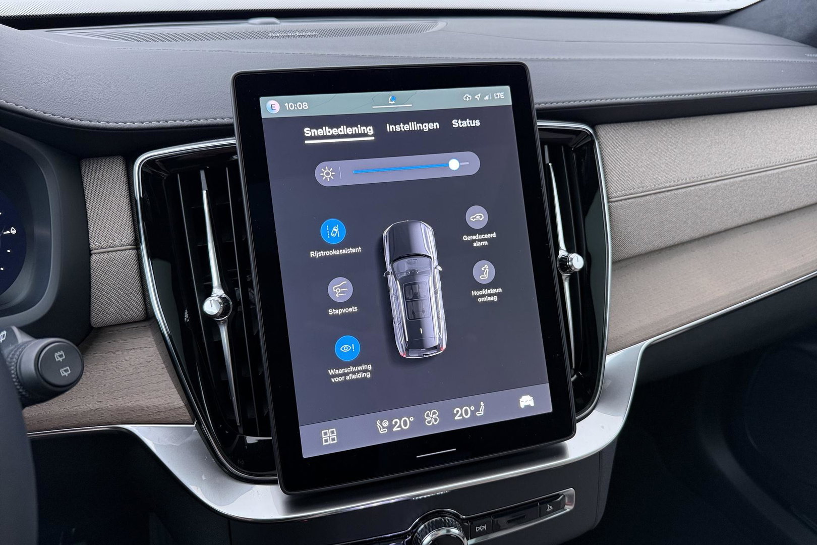Volvo XC90 T8 Ultra Bright | Harman/Kardon | Trekhaak | Panoramadak | 360° Camera | Head-Up | ACC | 21 inch