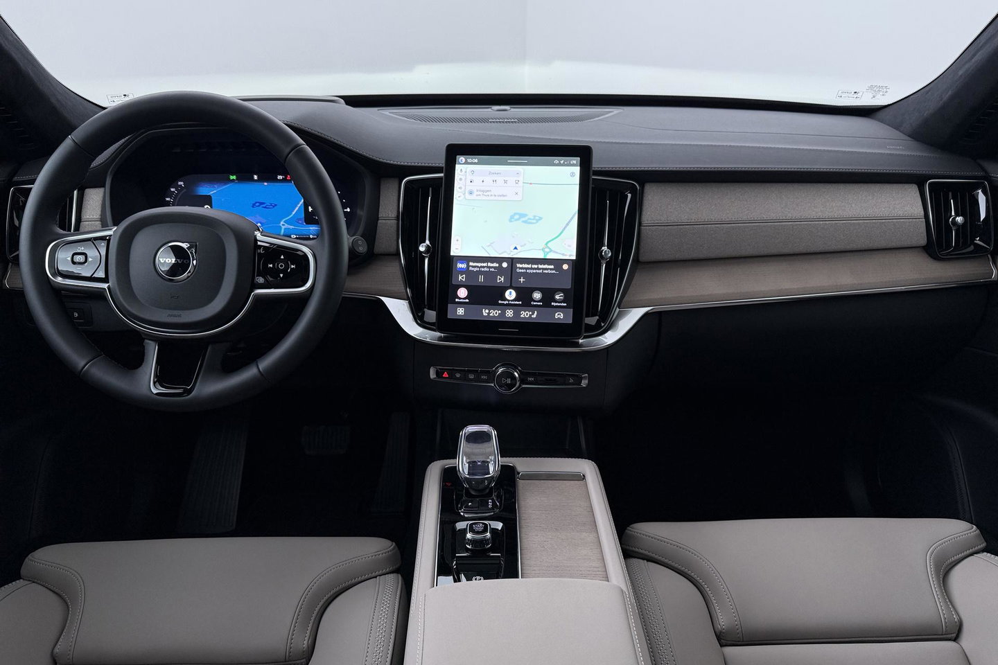 Volvo XC90 T8 Ultra Bright | Harman/Kardon | Trekhaak | Panoramadak | 360° Camera | Head-Up | ACC | 21 inch