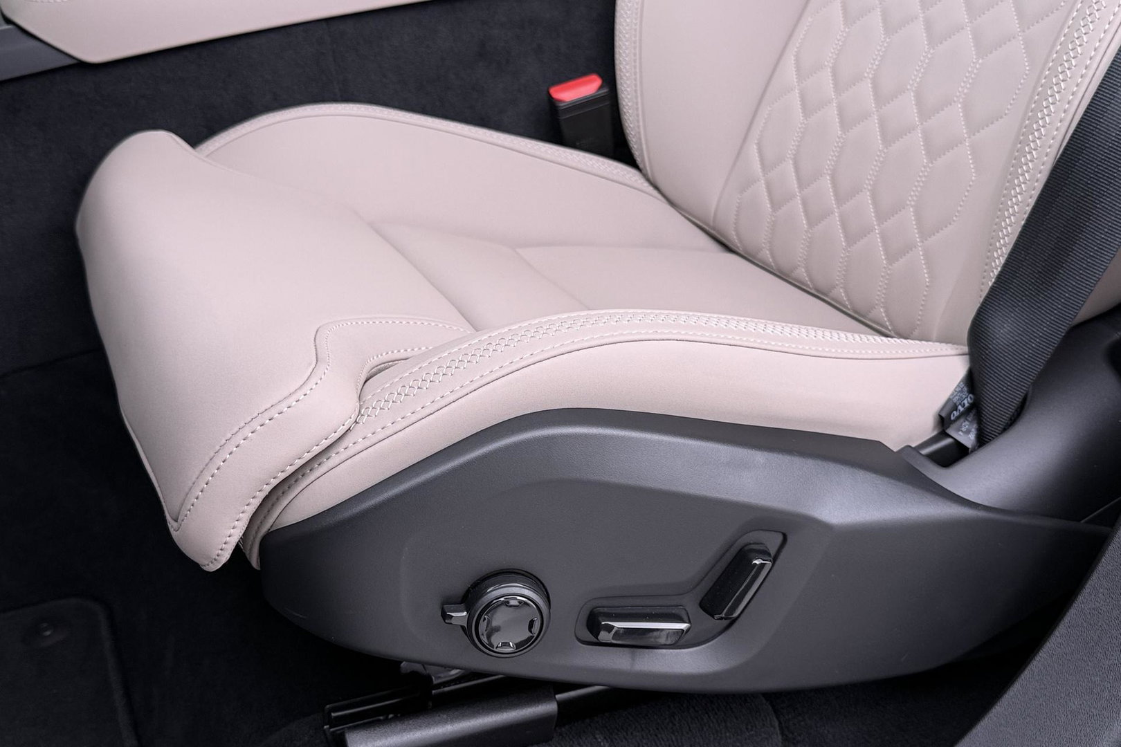 Volvo XC90 T8 Ultra Bright | Harman/Kardon | Trekhaak | Panoramadak | 360° Camera | Head-Up | ACC | 21 inch