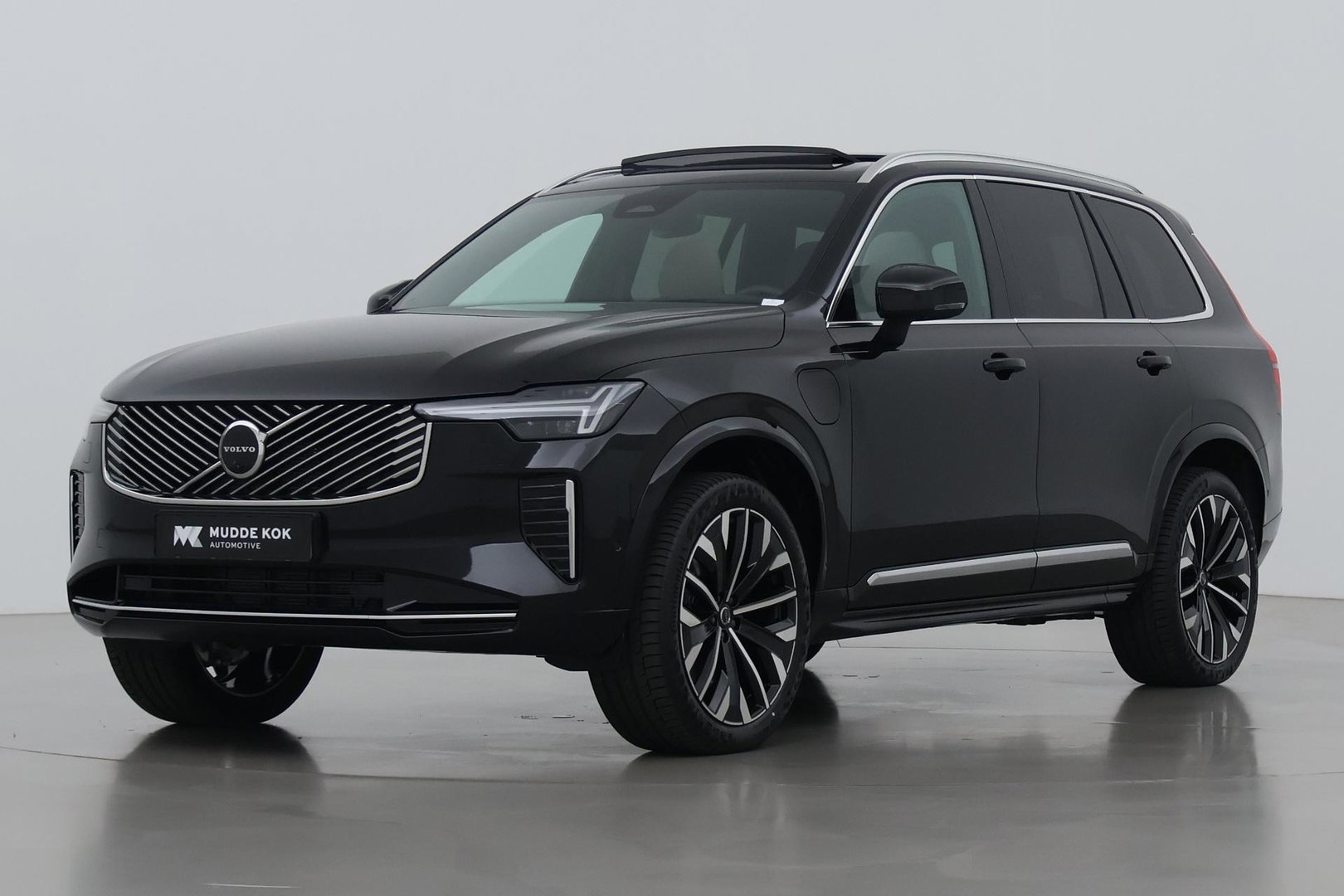 Volvo XC90 T8 Ultra Bright | Harman/Kardon | Trekhaak | Panoramadak | 360° Camera | Head-Up | ACC | 21 inch