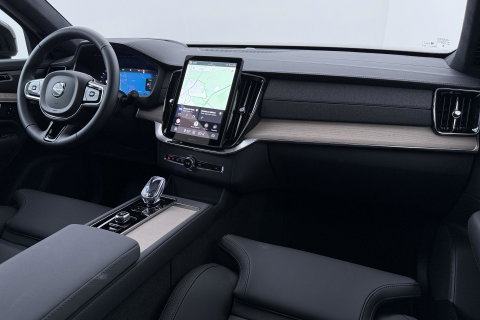 Volvo XC90 T8 Ultra Dark | ACC | Head-Up | Panoramadak | Trekhaak | Harman/Kardon | 7P | 360° Camera