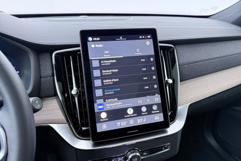 Volvo XC90 T8 Ultra Dark | ACC | Head-Up | Panoramadak | Trekhaak | Harman/Kardon | 7P | 360° Camera