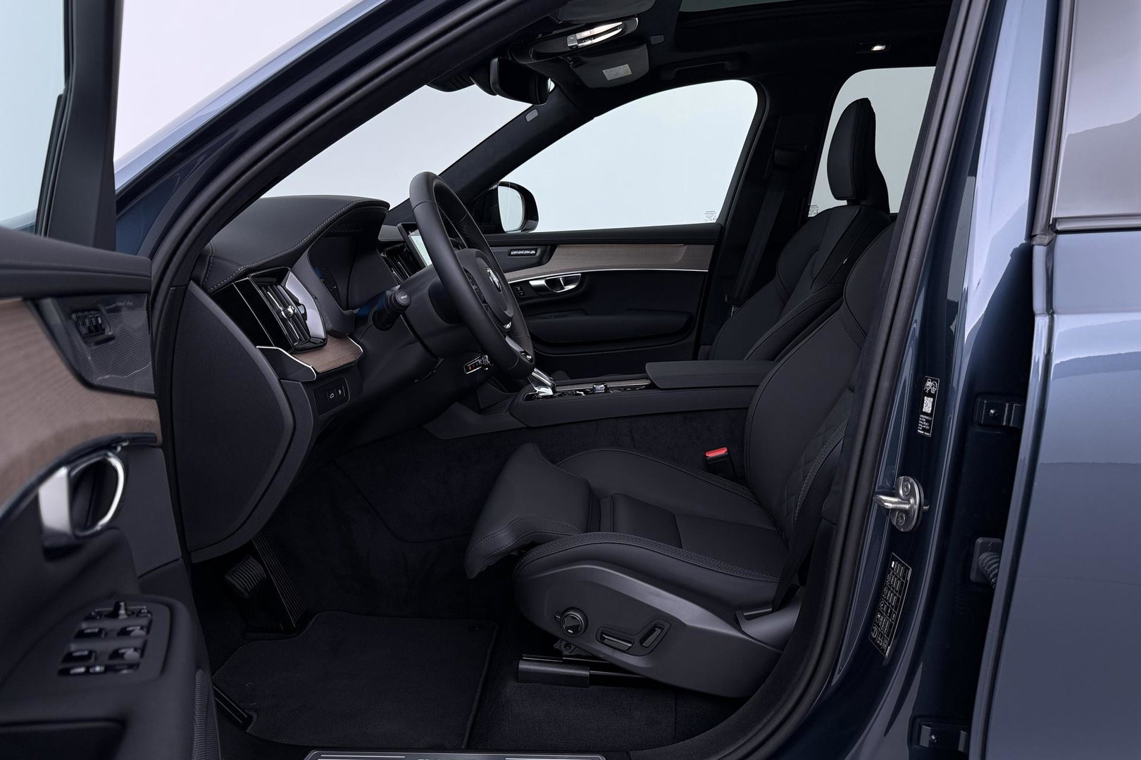 Volvo XC90 T8 Ultra Dark | ACC | Head-Up | Panoramadak | Trekhaak | Harman/Kardon | 7P | 360° Camera