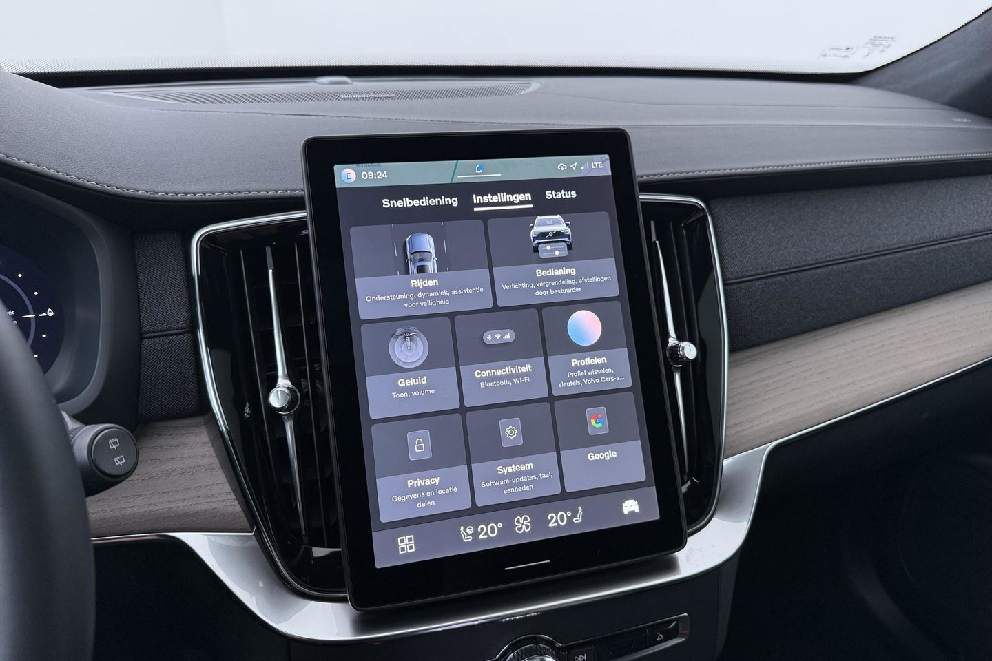 Volvo XC90 T8 Ultra Dark | ACC | Head-Up | Panoramadak | Trekhaak | Harman/Kardon | 7P | 360° Camera